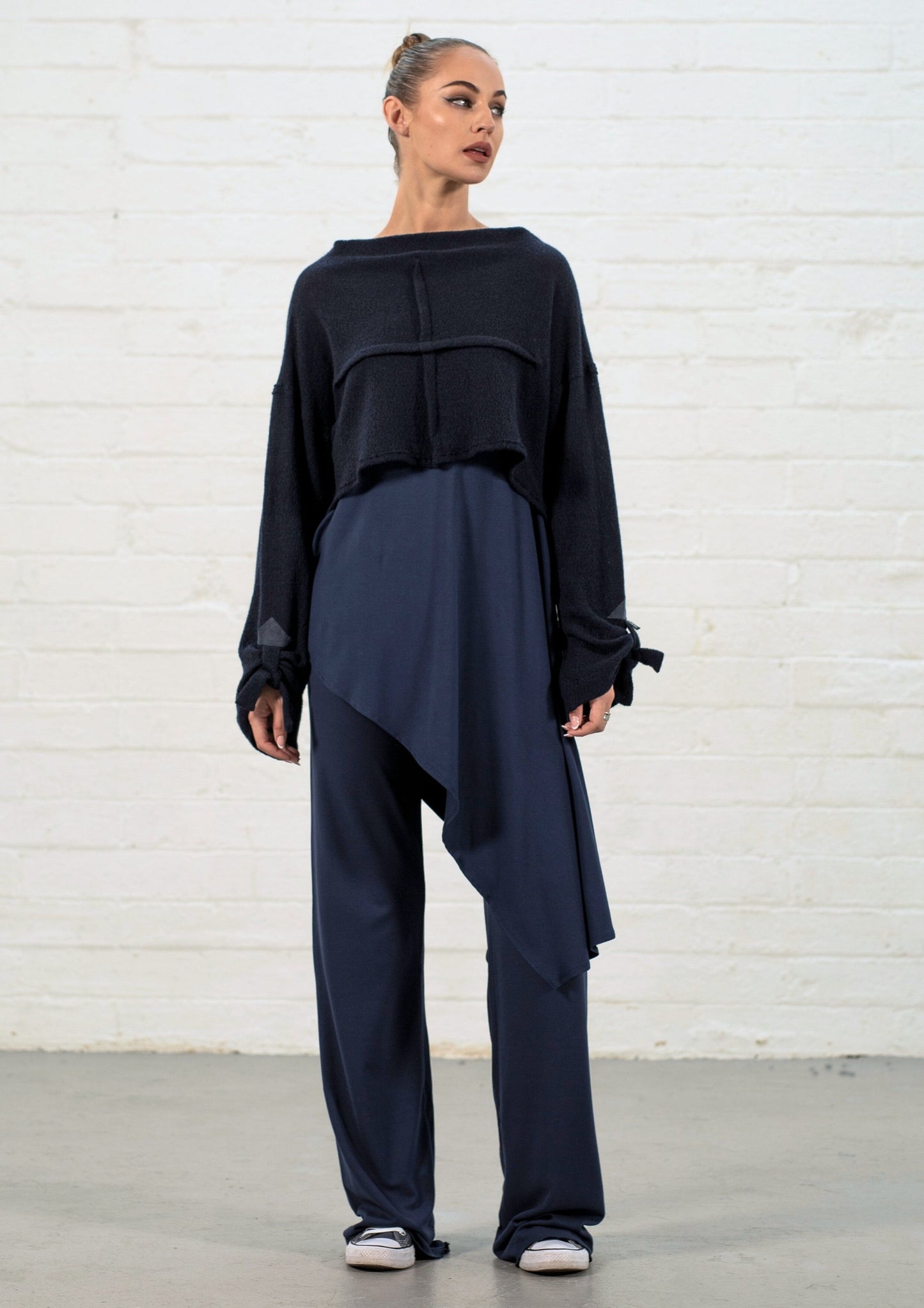 The Lily Top - Navy