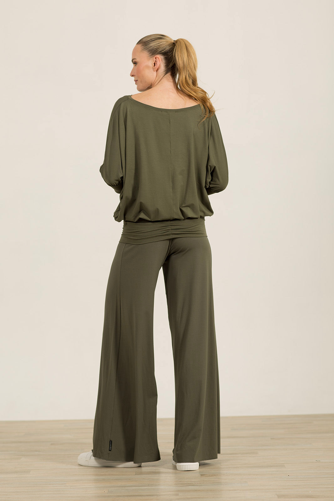 Zeta Top : Khaki