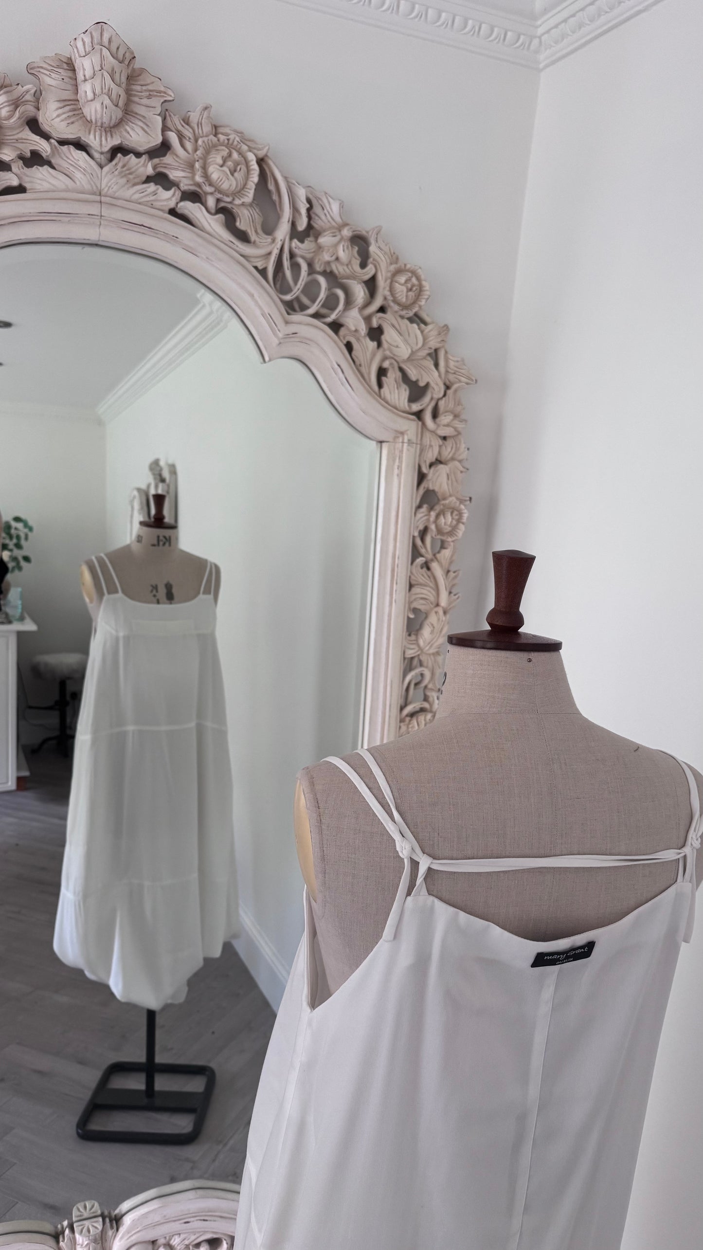Harlow Pinny (Ecru)