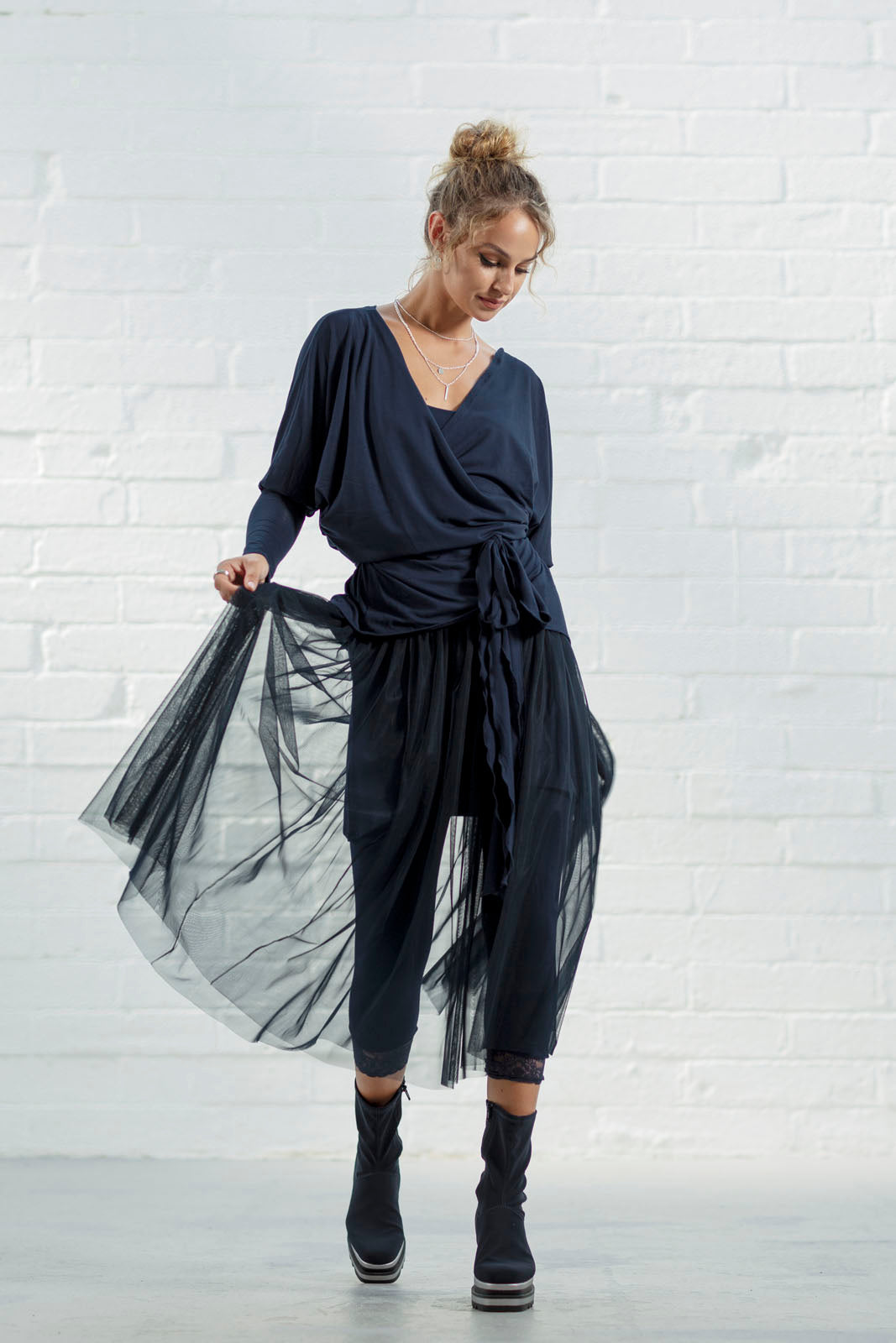 Ivy Navy Tulle Skirt(last sizes)