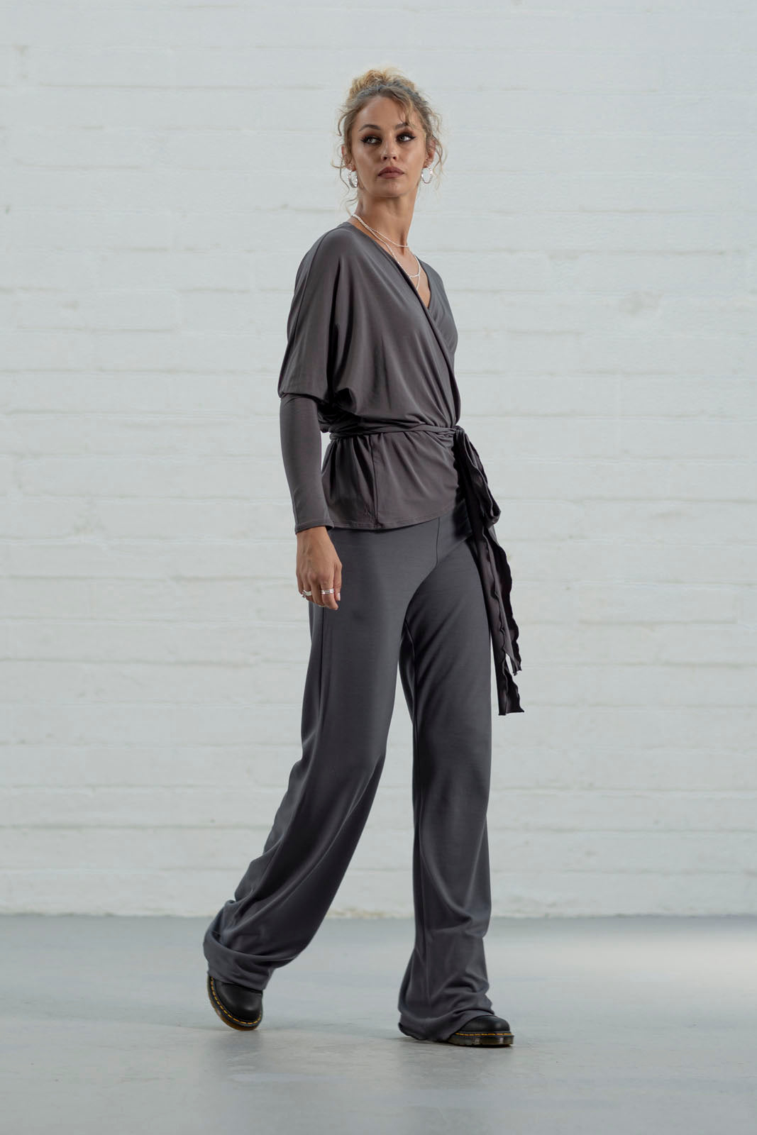 Antracite Bella Wrap Top