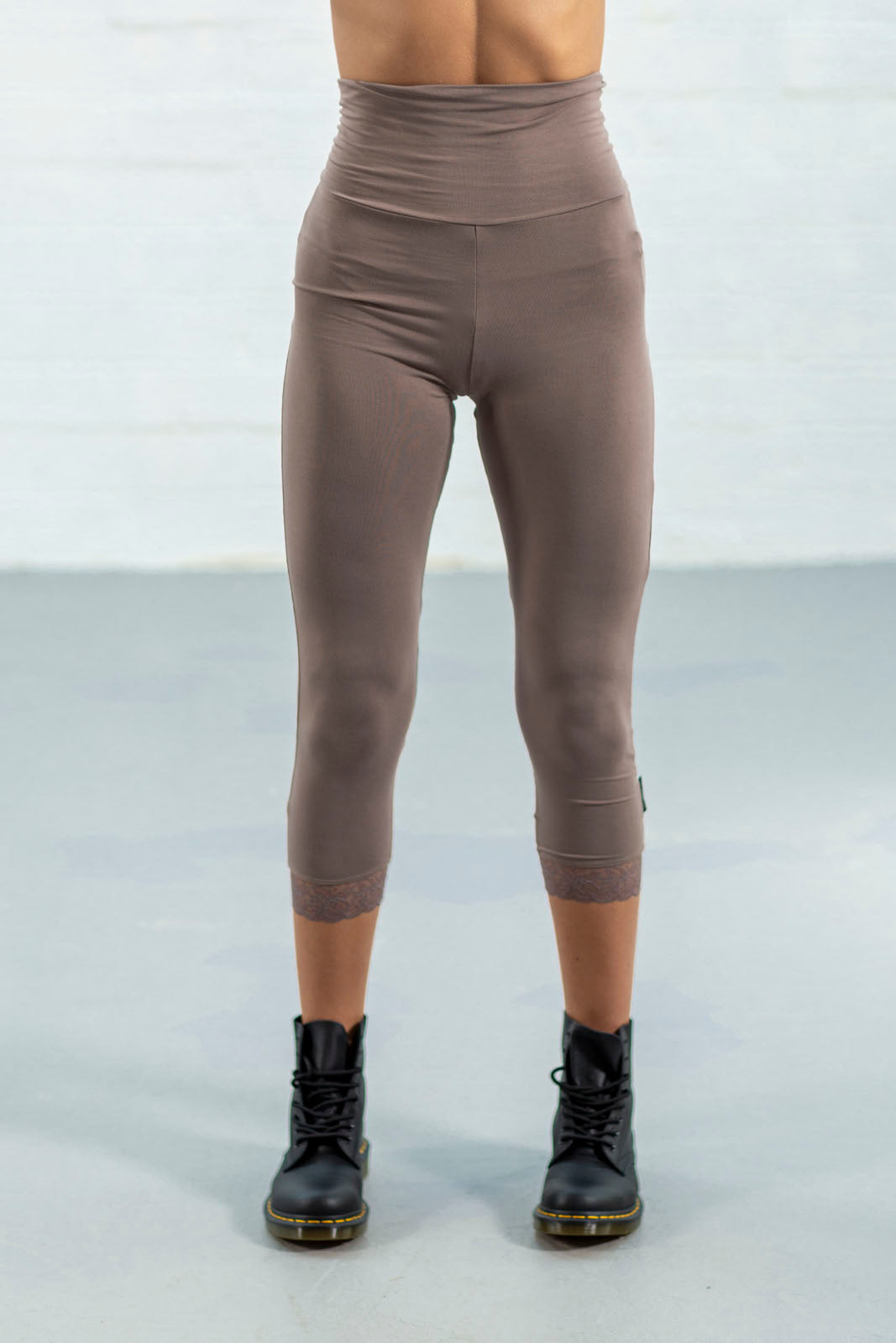 Cappuccino Jess Lace Hem Leggings
