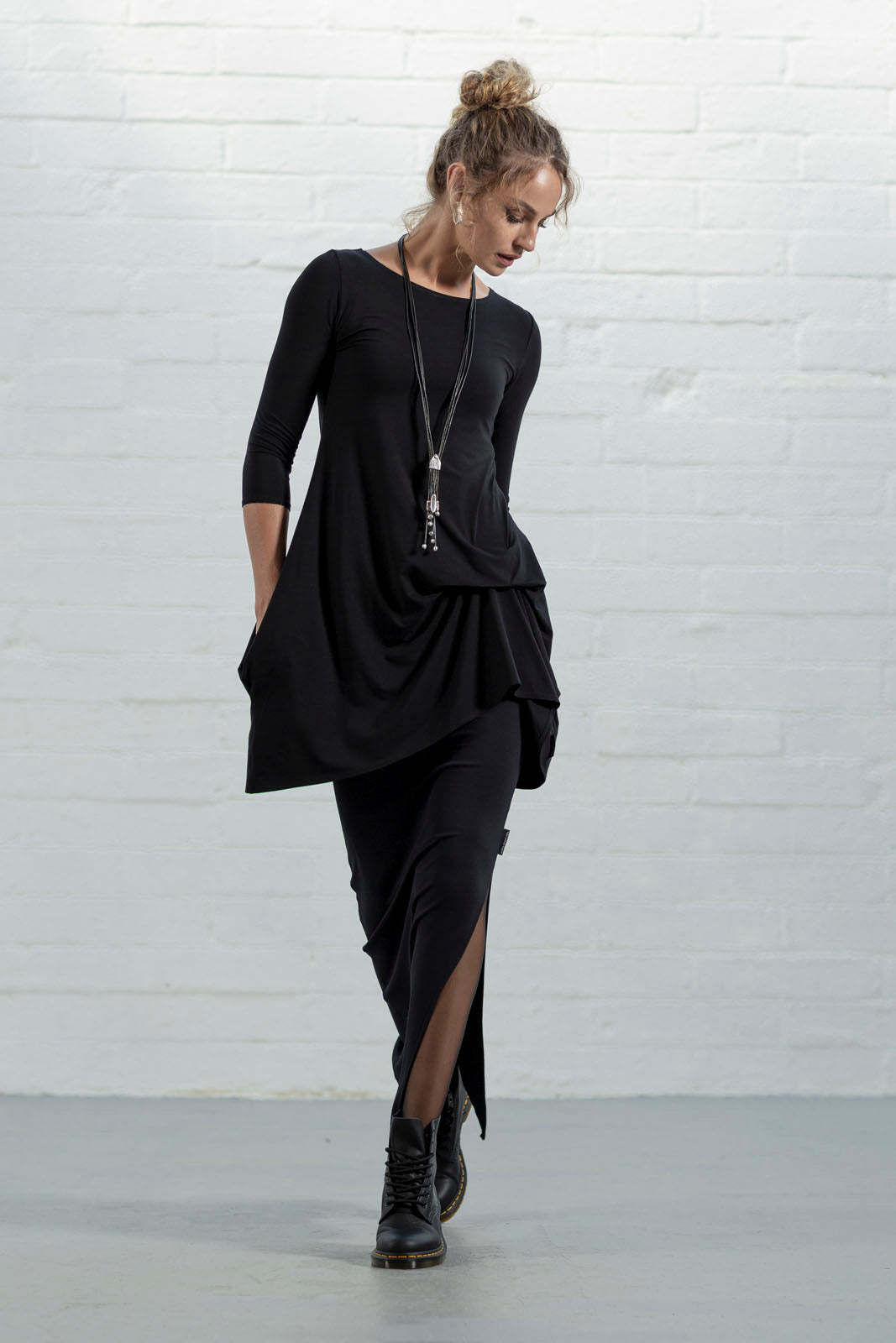 Dafna Slit Skirt: Black ( regular)