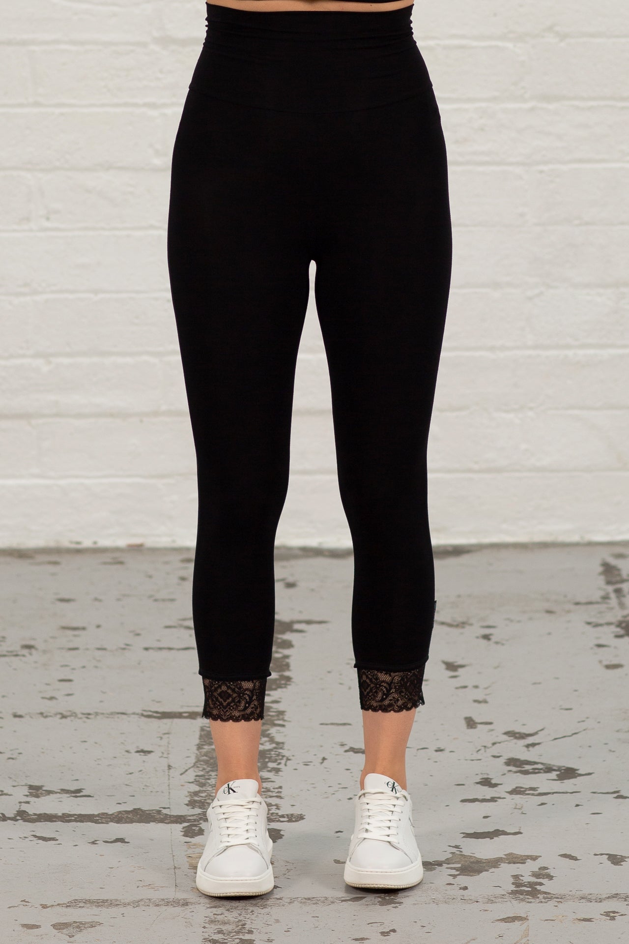 Black Jess Lace Hem Leggings