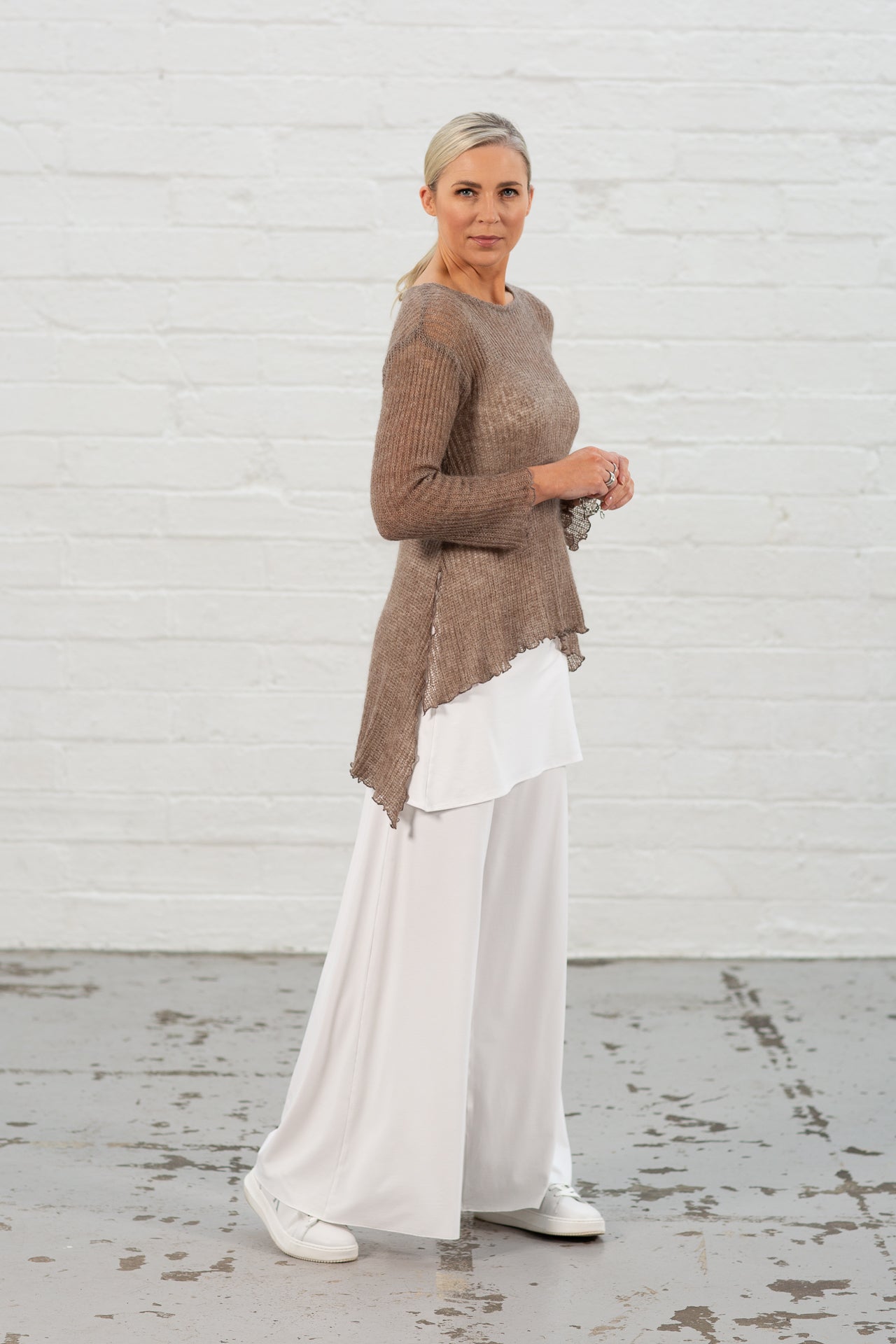 Soft-White Fleur Vest