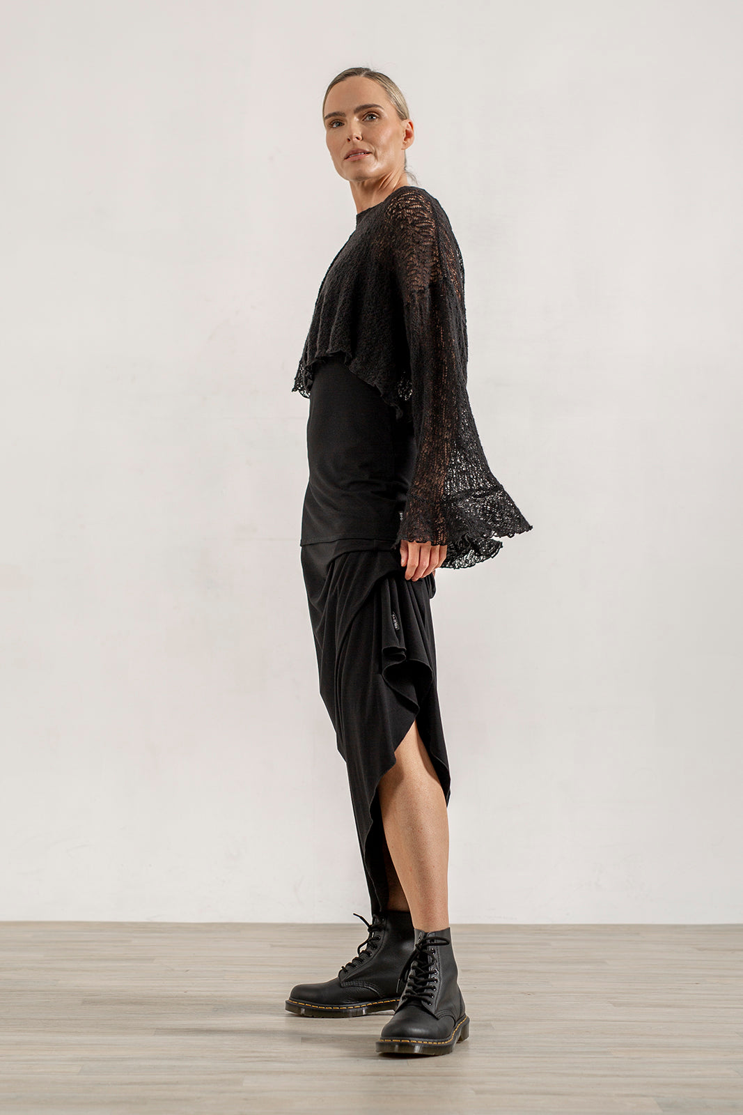 Harper Asymetrical Skirt (black)