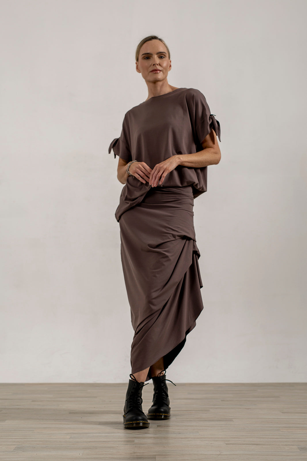 Kanchan Oversize Tee (Mink)
