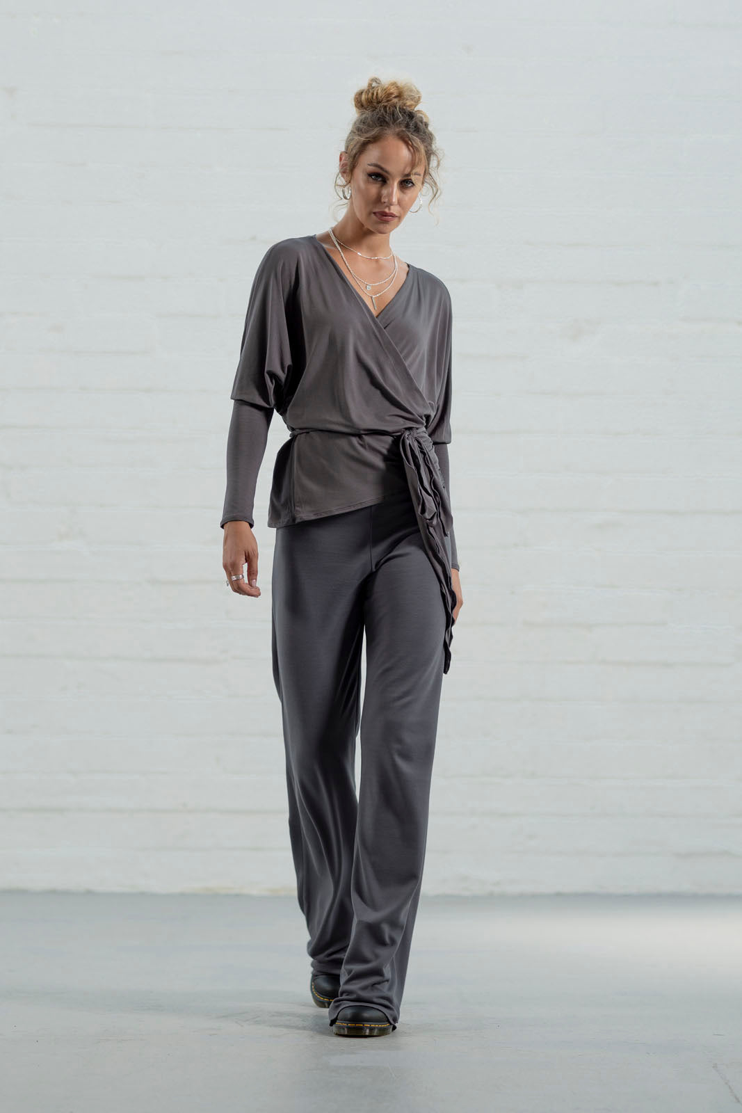 Antracite Bella Wrap Top