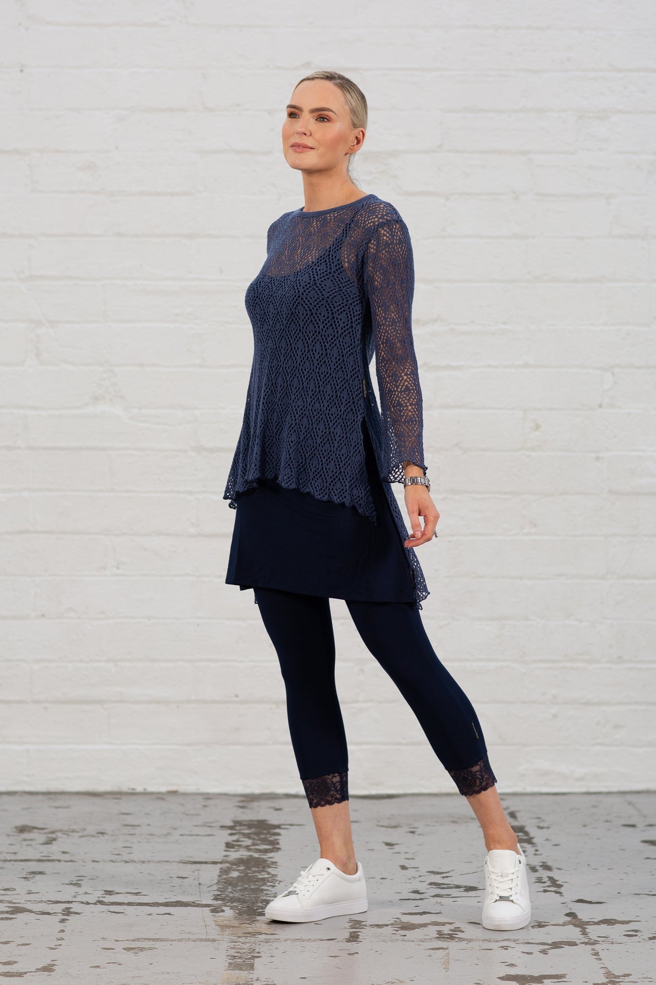 Navy Jess Lace Hem Leggings